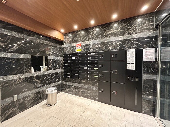 物件外観写真4　(建物設備)