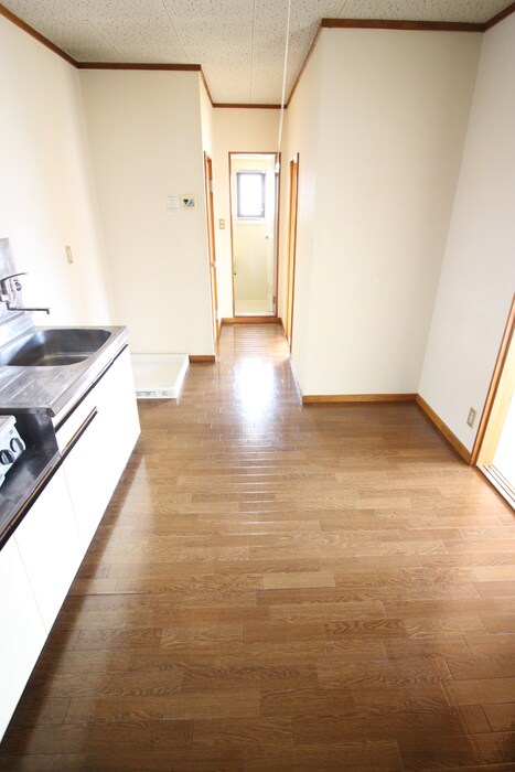 物件内観写真17　(廊下)