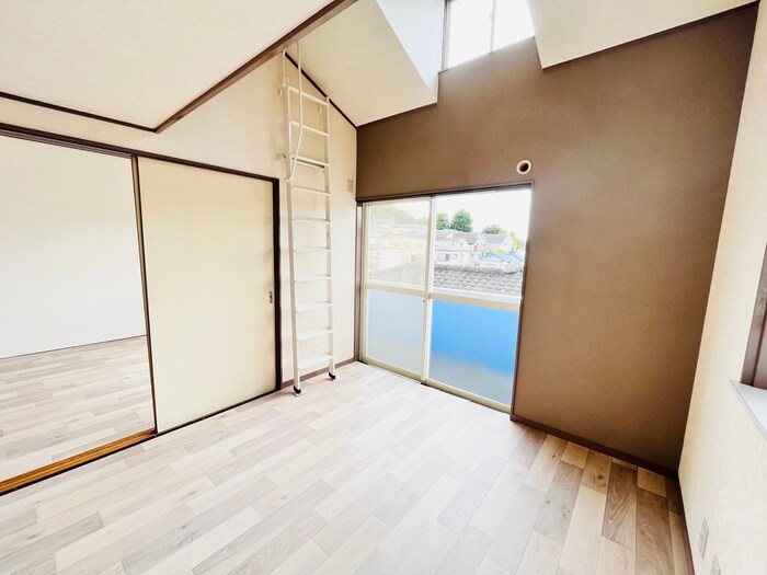 物件内観写真8　(居室)