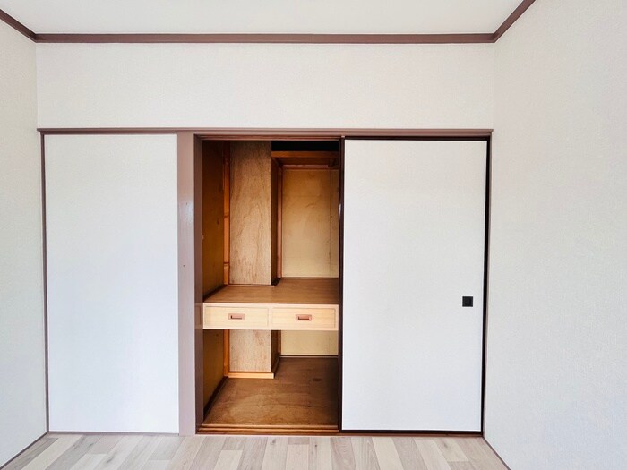 物件内観写真13　(収納)