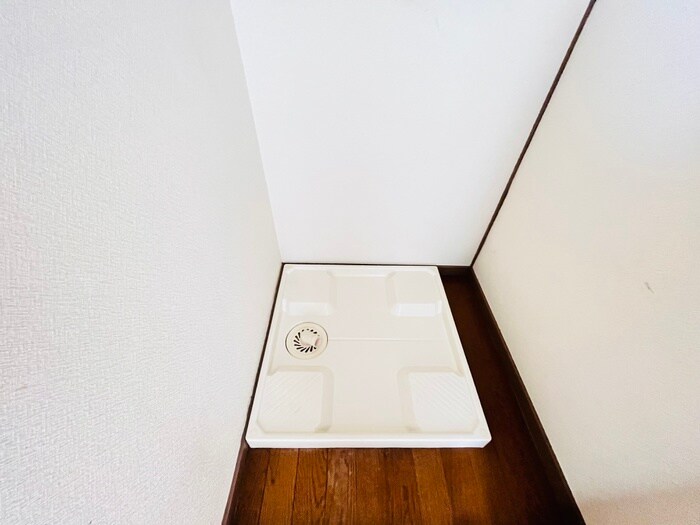 物件内観写真20　(洗濯機置場)