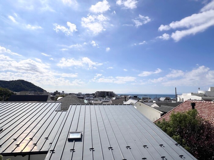 物件内観写真16　(室内からの展望)