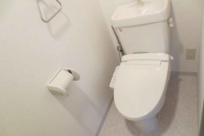 物件内観写真15　(トイレ)