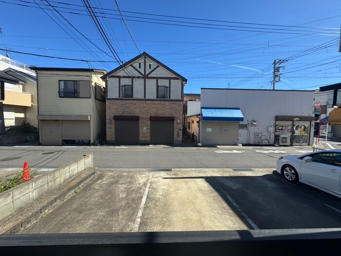 物件内観写真22　(室内からの展望)