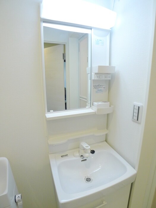 物件内観写真9　(洗面)