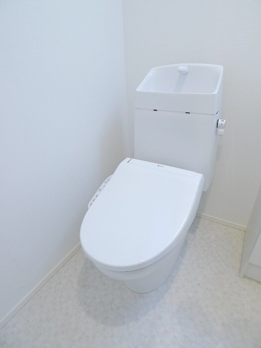 物件内観写真16　(トイレ)