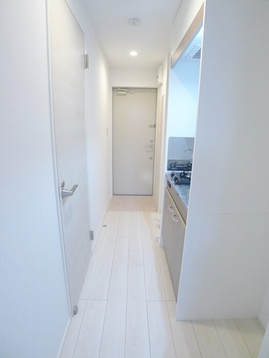 物件内観写真16　(廊下)