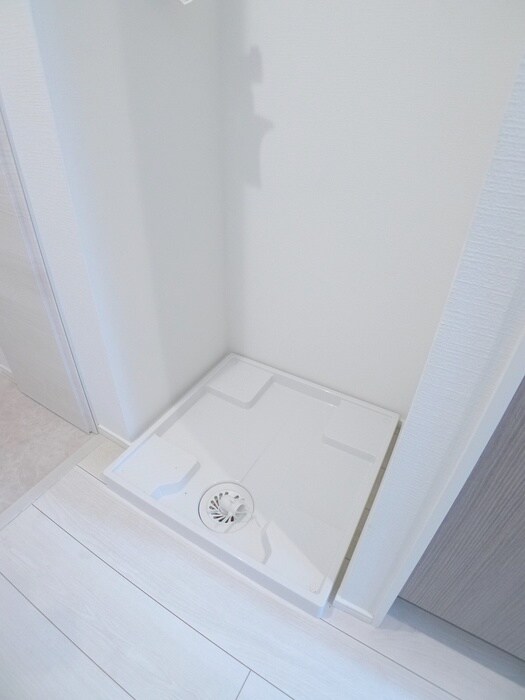 物件内観写真18　(洗濯機置場)