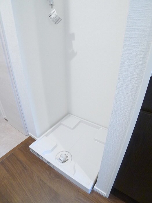 物件内観写真19　(洗濯機置場)