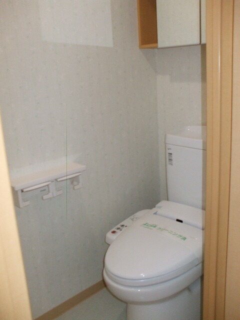 物件内観写真9　(トイレ)