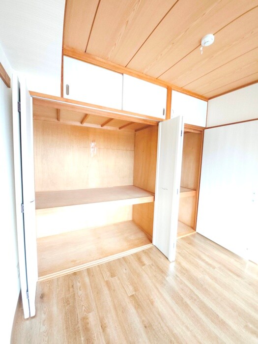 物件内観写真13　(収納)