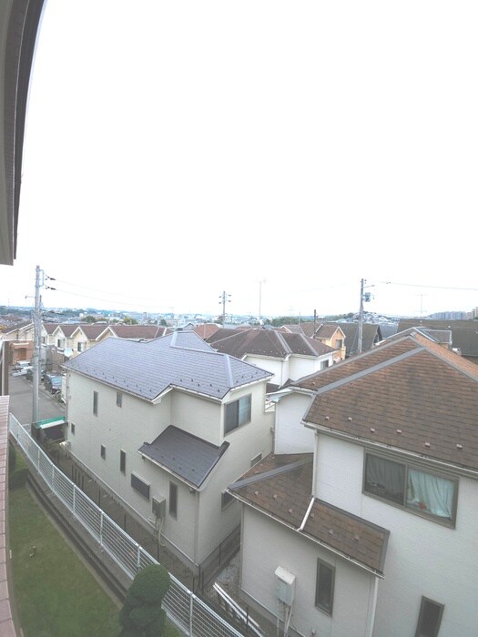 物件内観写真15　(室内からの展望)