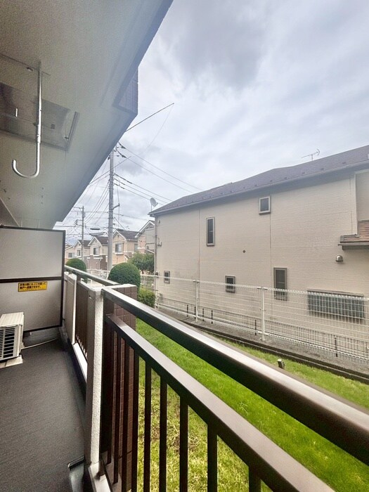 物件内観写真15　(室内からの展望)