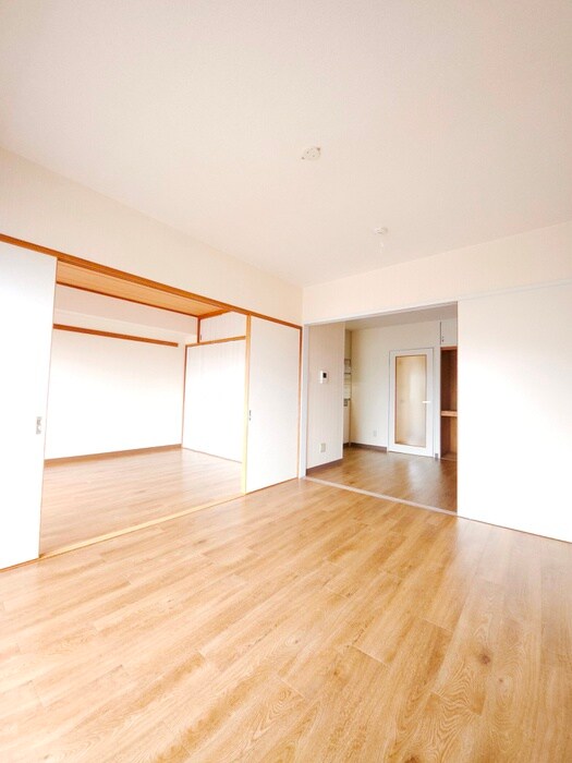 物件内観写真18　(廊下)