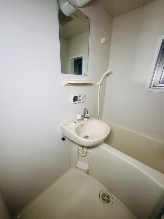 物件内観写真12　(バス／シャワールーム等)