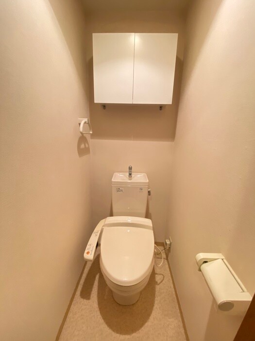 物件内観写真16　(トイレ)