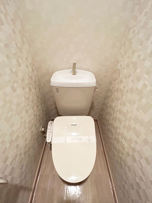 物件内観写真15　(トイレ)