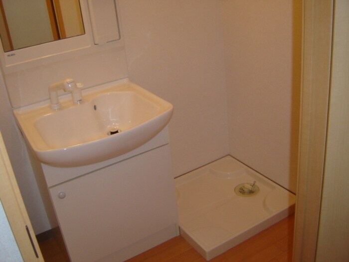 物件内観写真11　(洗面)