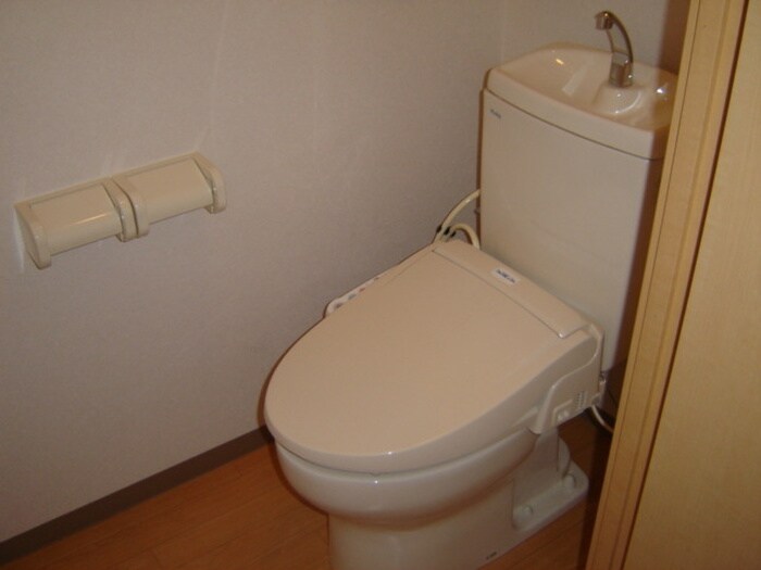 物件内観写真12　(トイレ)