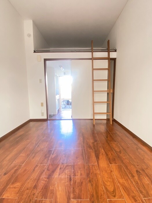 物件内観写真9　(居室)