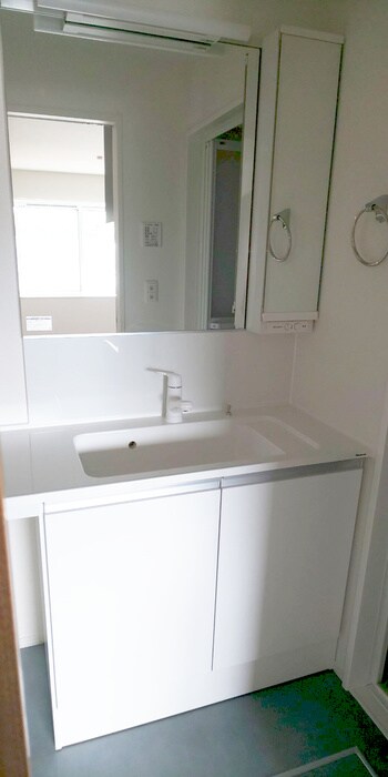 物件内観写真9　(洗面)