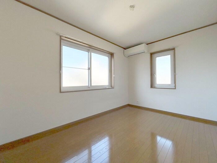 物件内観写真10　(居室)