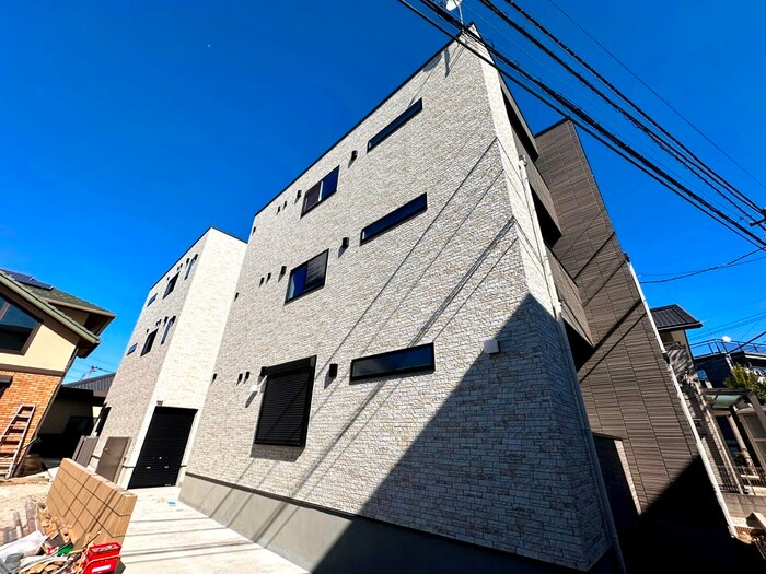 物件外観写真1　(外観写真)