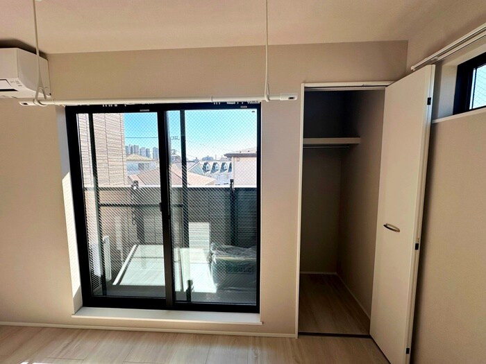 物件内観写真12　(収納)