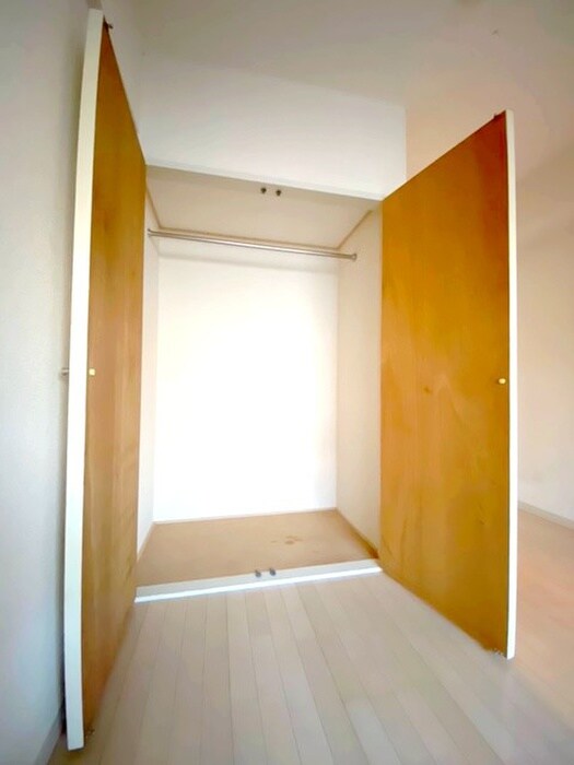 物件内観写真10　(収納)