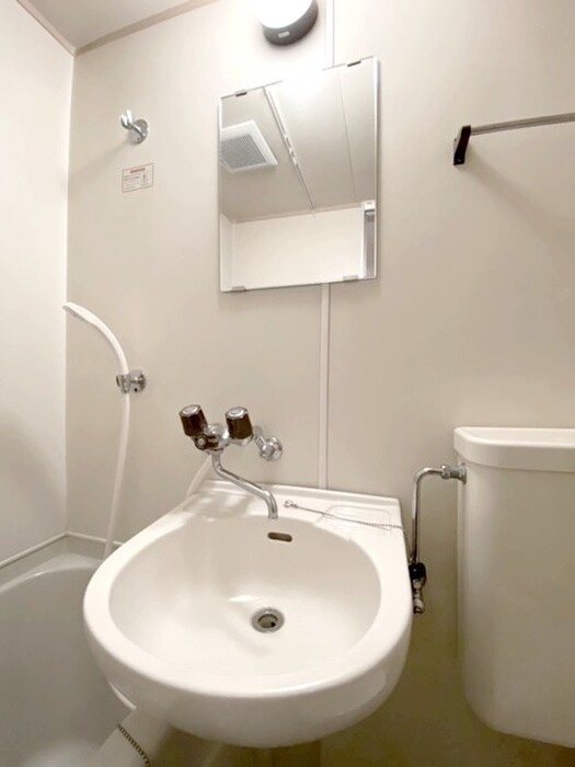 物件内観写真12　(洗面)