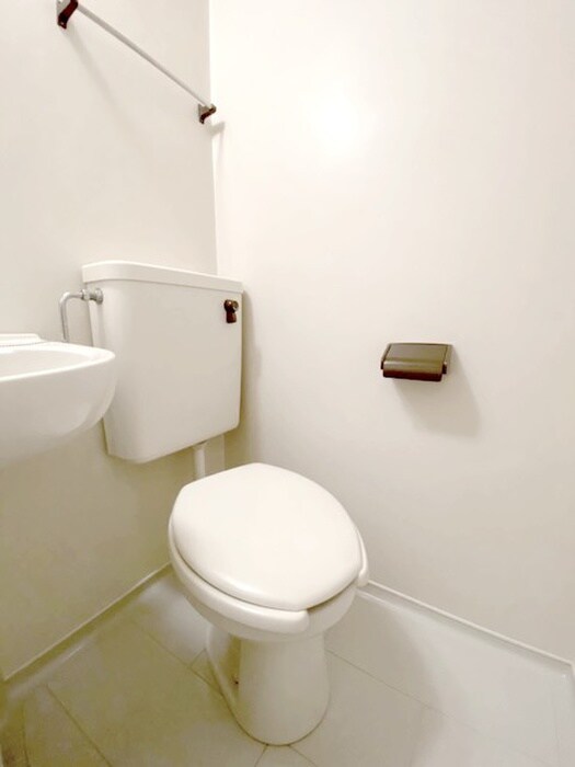 物件内観写真14　(トイレ)