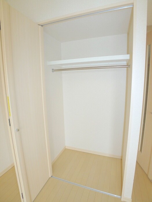 物件内観写真8　(収納)