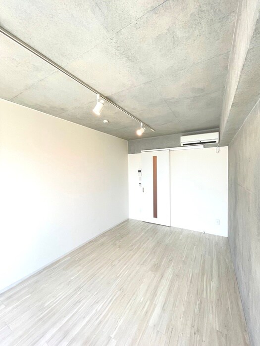 物件内観写真6　(居室)