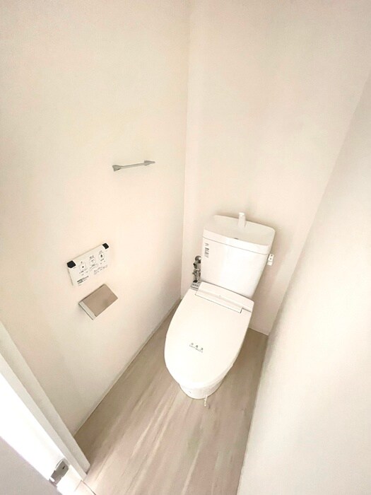 物件内観写真13　(トイレ)