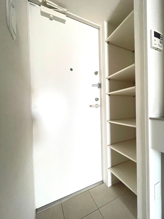 物件内観写真20　(玄関)