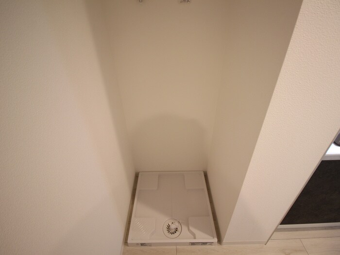 物件内観写真13　(洗濯機置場)