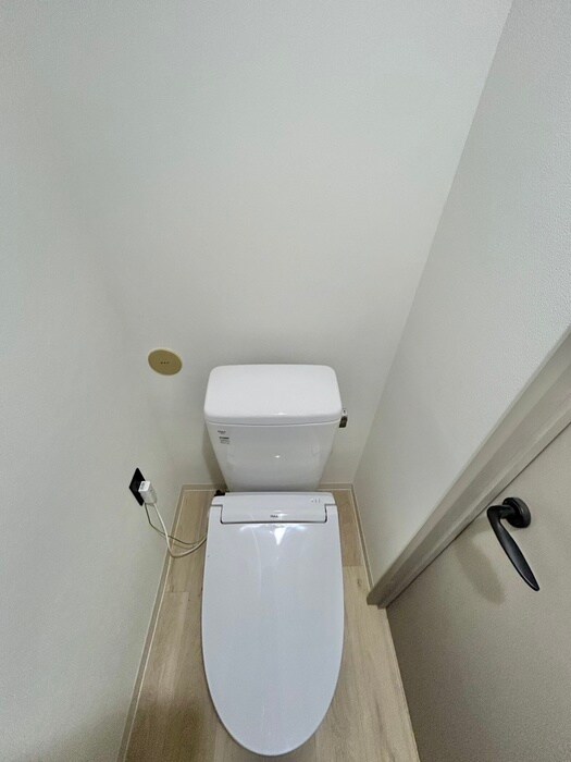 物件内観写真12　(トイレ)