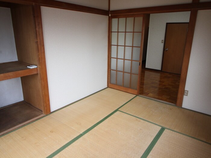 物件内観写真14　(居室)