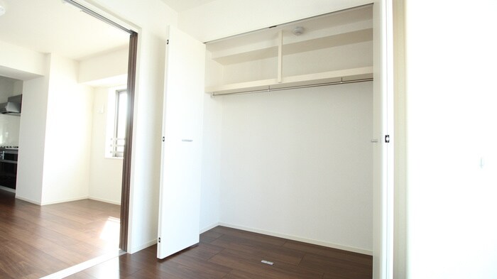 物件内観写真9　(収納)