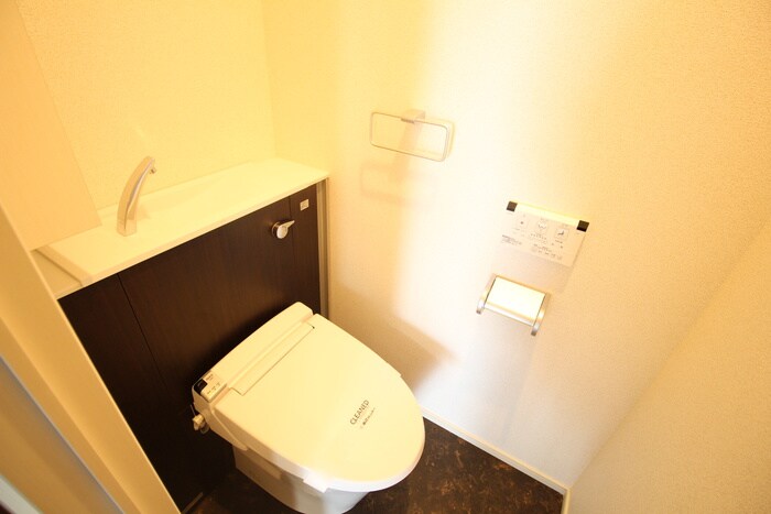 物件内観写真13　(トイレ)