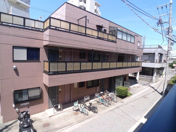 物件内観写真16　(室内からの展望)