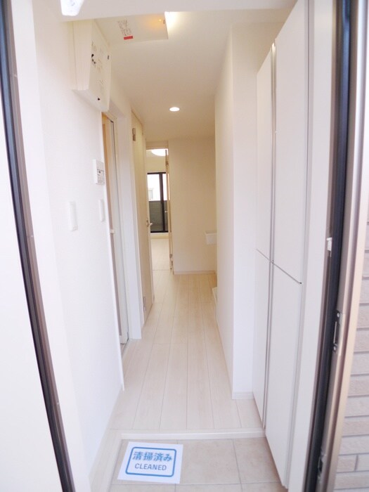 物件内観写真20　(廊下)