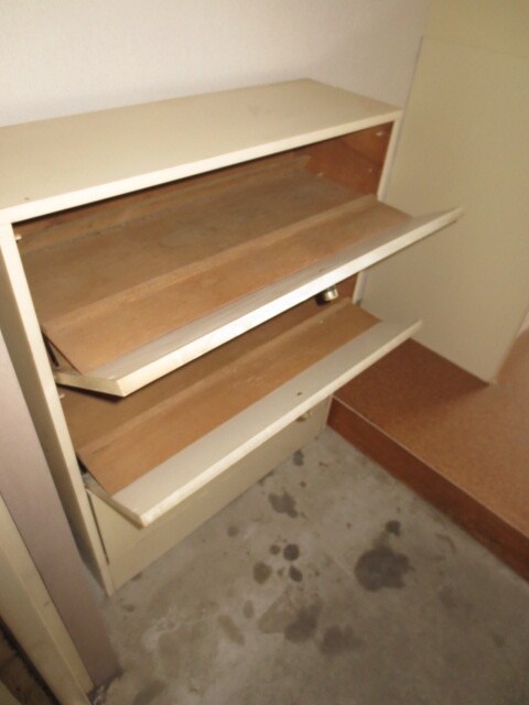 物件内観写真8　(靴箱)