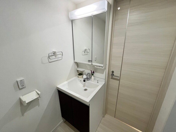 物件内観写真13　(洗面)