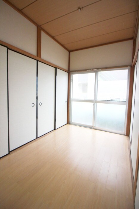 物件内観写真10　(居室)