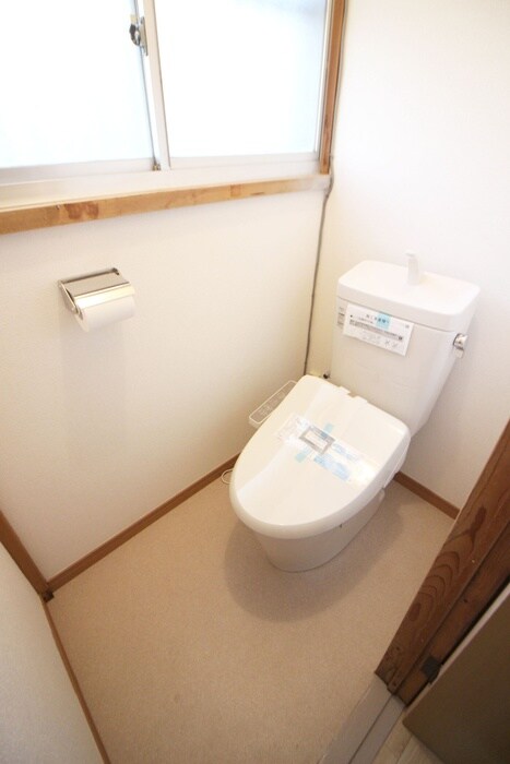 物件内観写真14　(トイレ)