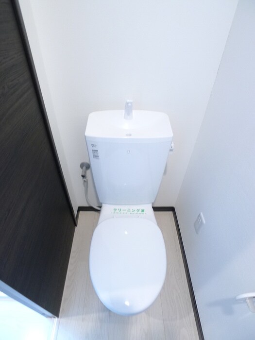 物件内観写真14　(トイレ)