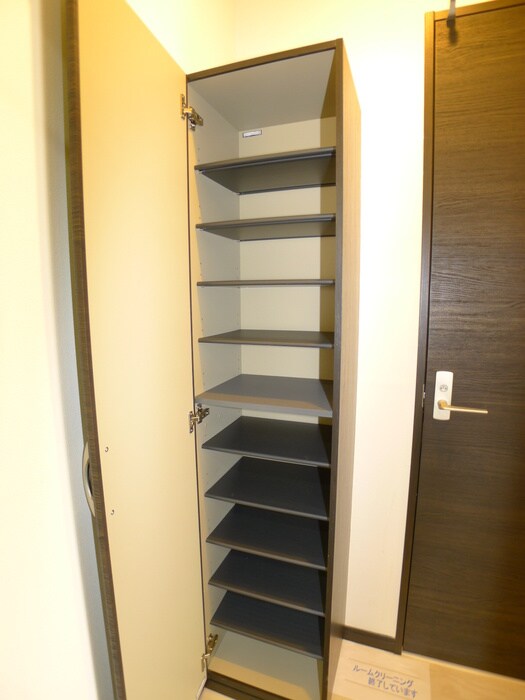 物件内観写真17　(靴箱)