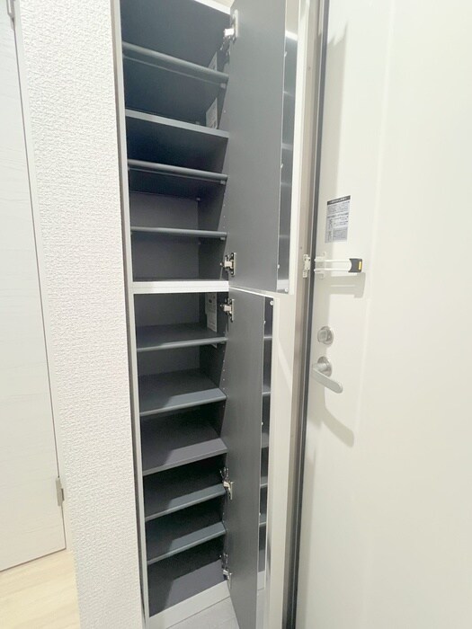 シアナ大成の靴箱