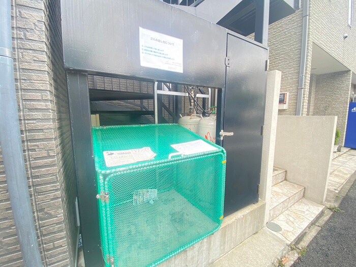 物件外観写真4　(建物設備)